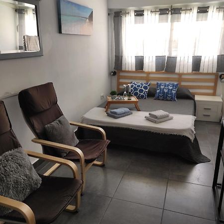 Estudio Reformado Y Centrico Con Piscina Y Wifi Acepta Mascotas Benidorm Ngoại thất bức ảnh