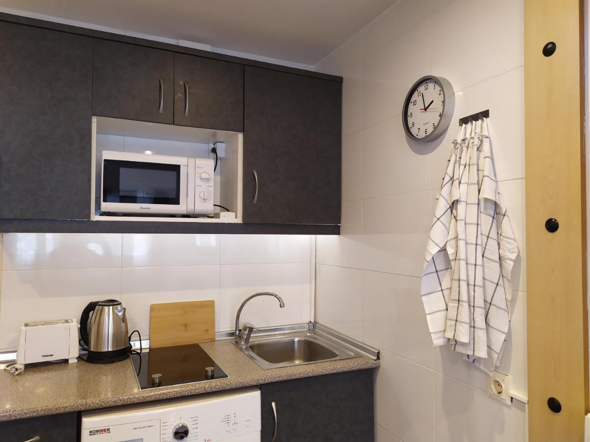 Estudio Reformado Y Centrico Con Piscina Y Wifi Acepta Mascotas Benidorm Ngoại thất bức ảnh