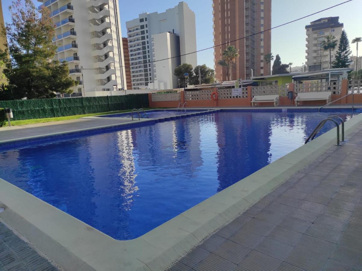 Estudio Reformado Y Centrico Con Piscina Y Wifi Acepta Mascotas Benidorm Ngoại thất bức ảnh