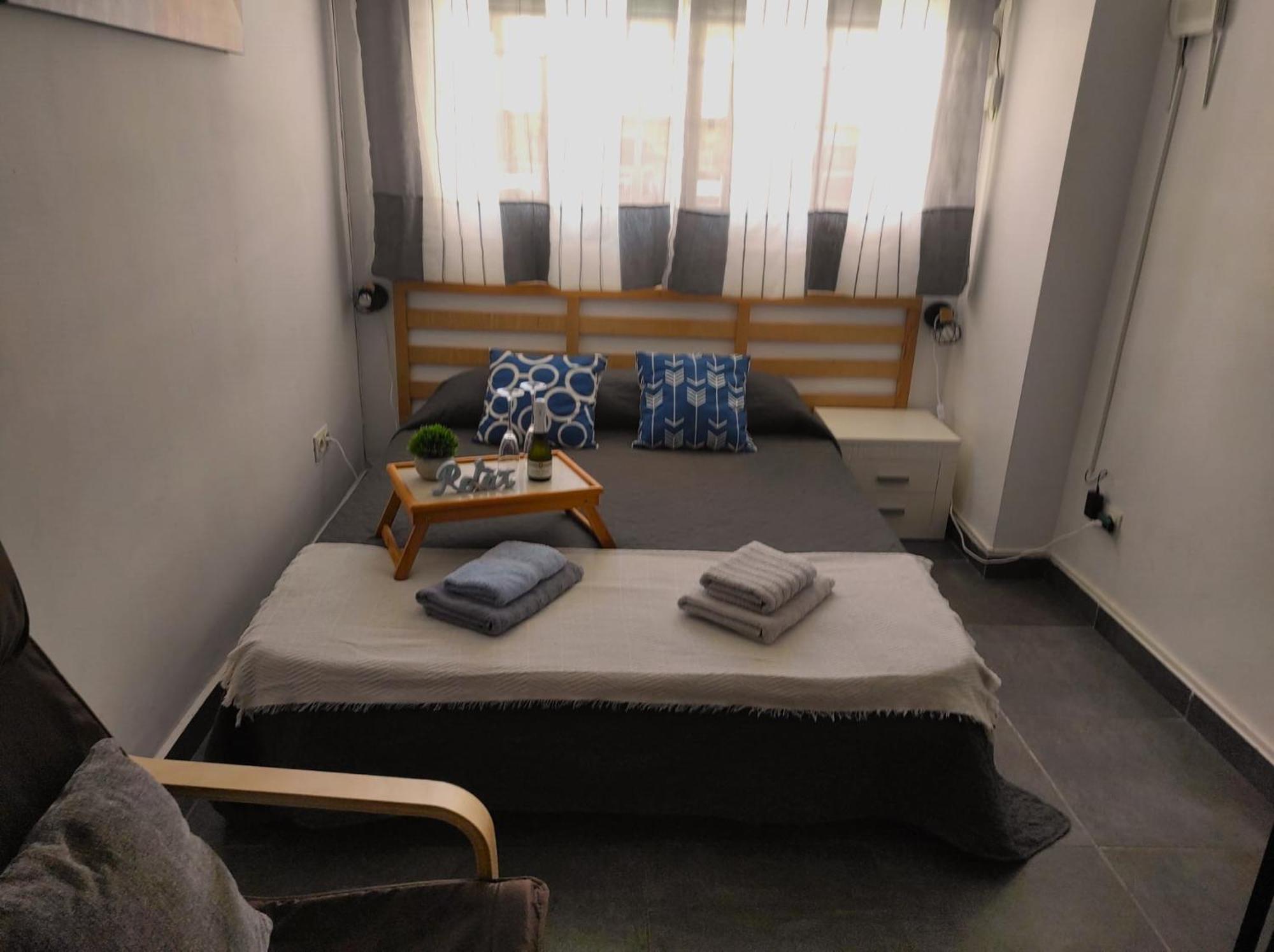Estudio Reformado Y Centrico Con Piscina Y Wifi Acepta Mascotas Benidorm Ngoại thất bức ảnh